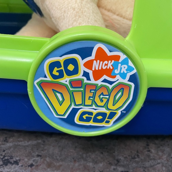 Go Diego Go Animal Rescue TALKING MONKEY 11" Plush Toy carrying case - Picture 5 of 14